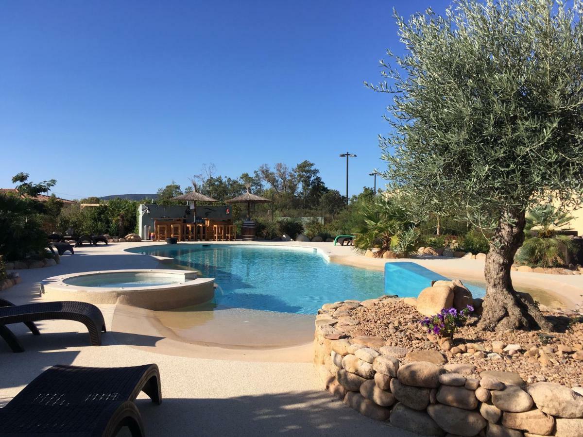L'Hacienda Piscine chauffée à 28, spa, boulodrome et court de Tennis privés, 2 villas indépendantes Porto Vecchio Exterior foto